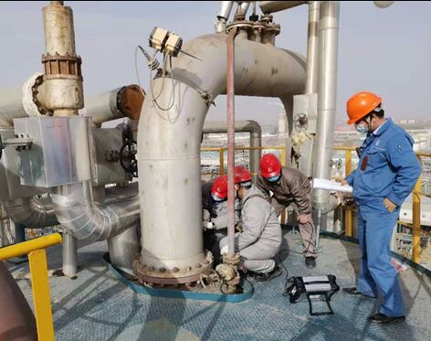 Толщина стенки металлической трубы HEF-17B снаружи